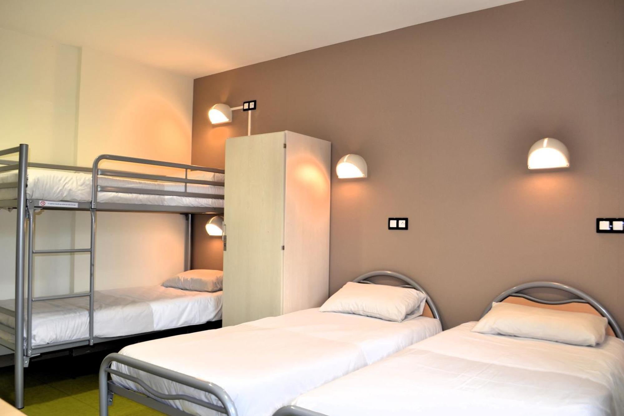Centre International De Sejour Hostel Laval  Luaran gambar